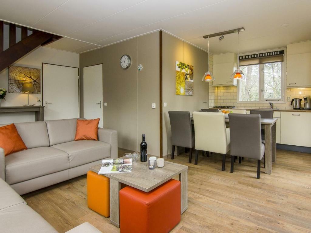 Landal Miggelenberg Hotell Hoenderloo Exteriör bild