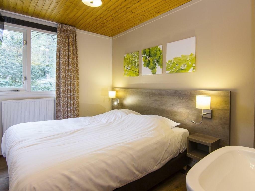 Landal Miggelenberg Hotell Hoenderloo Exteriör bild