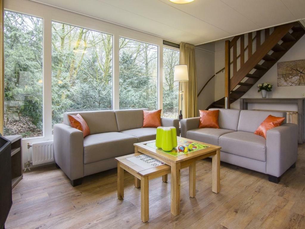 Landal Miggelenberg Hotell Hoenderloo Exteriör bild