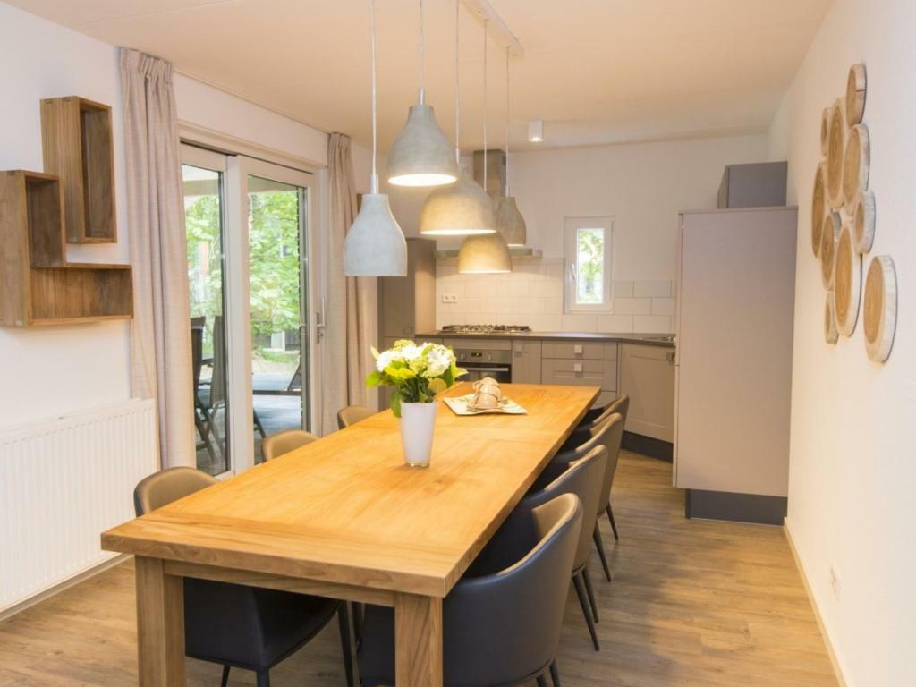 Landal Miggelenberg Hotell Hoenderloo Exteriör bild