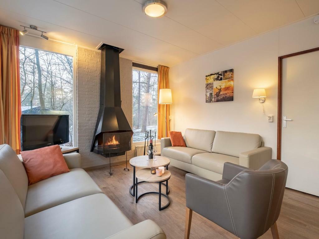 Landal Miggelenberg Hotell Hoenderloo Exteriör bild